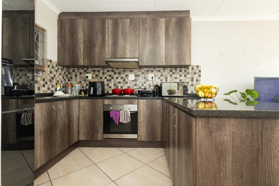 2 Bedroom Property for Sale in Buh Rein Estate Western Cape